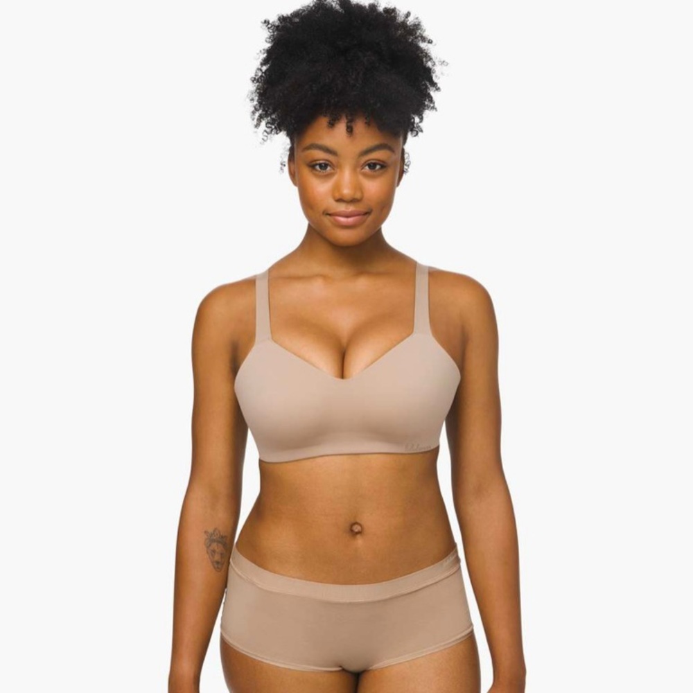 Lululemon Hold True Bra